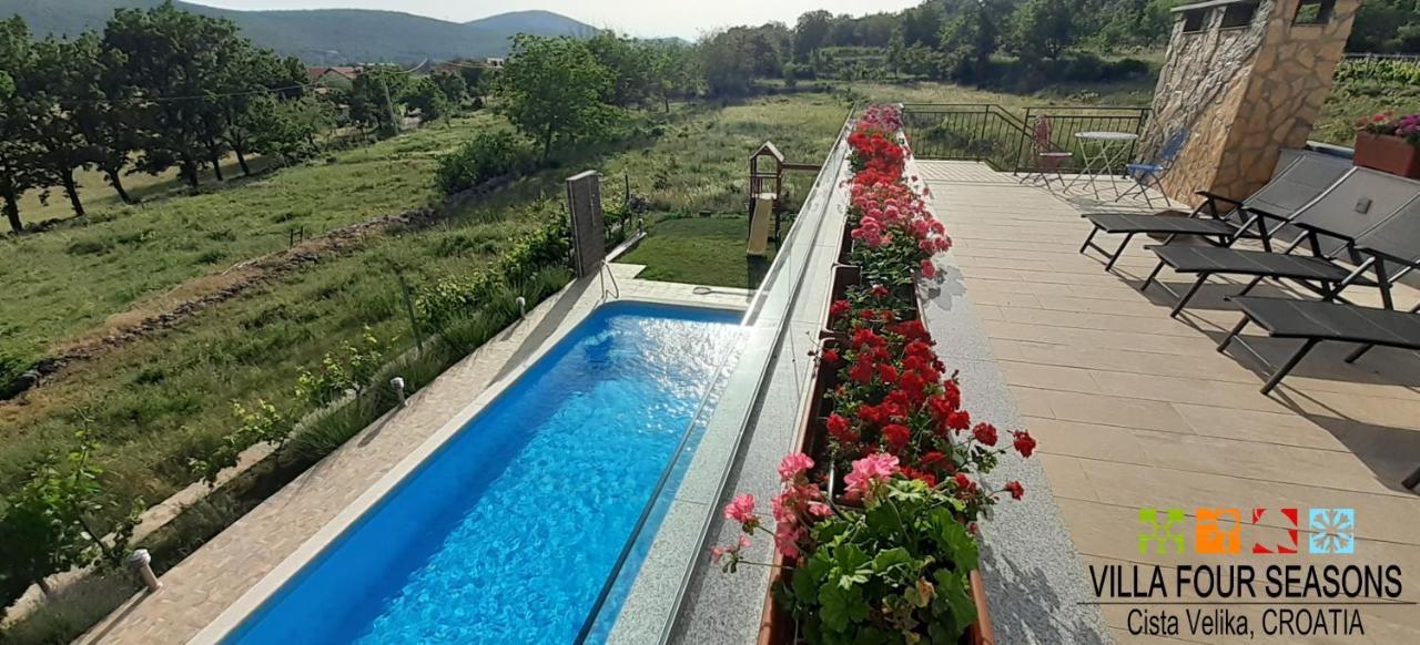 Villa Four Seasons, Heated Pool And 3 En-Suite Bathrooms Velika Čista Exterior foto