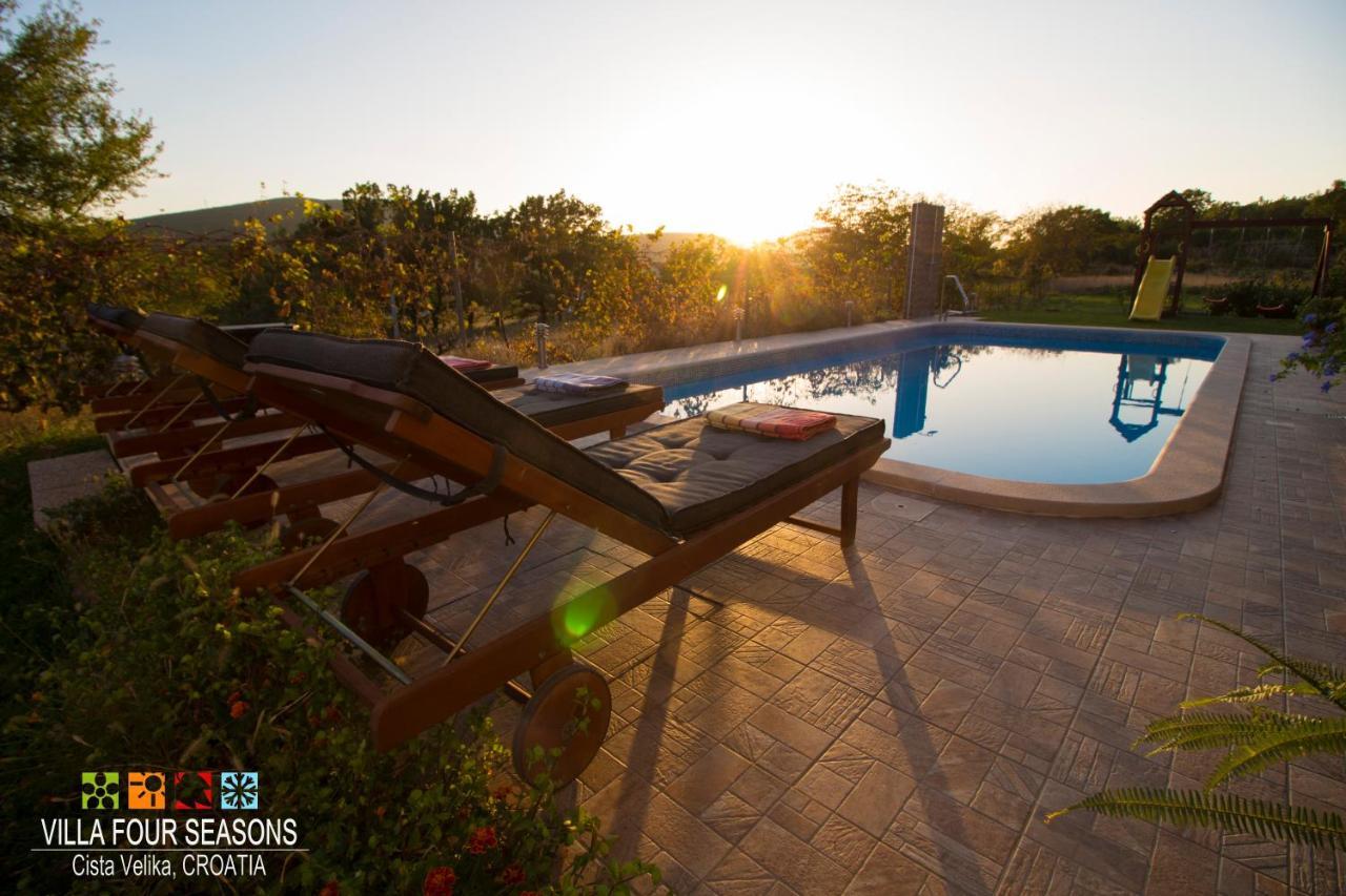 Villa Four Seasons, Heated Pool And 3 En-Suite Bathrooms Velika Čista Exterior foto