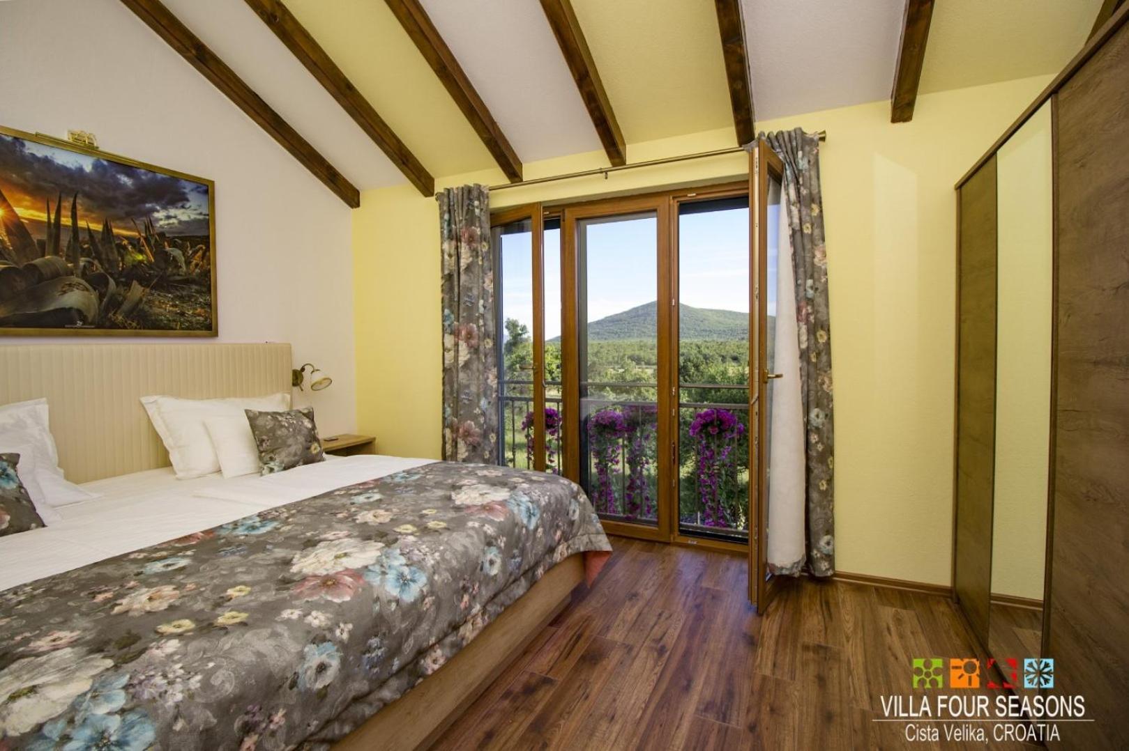 Villa Four Seasons, Heated Pool And 3 En-Suite Bathrooms Velika Čista Exterior foto